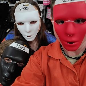 Meet your Posher, Bradley